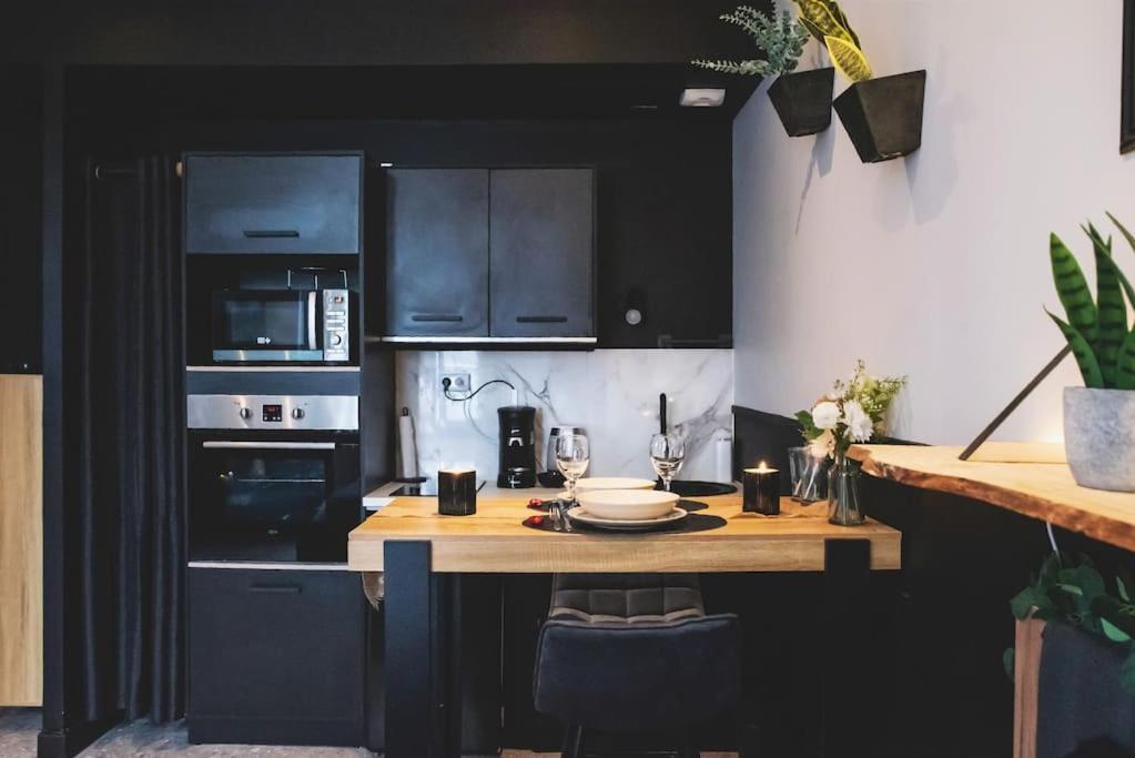 Love Room, La Douce Angevine Angers Esterno foto