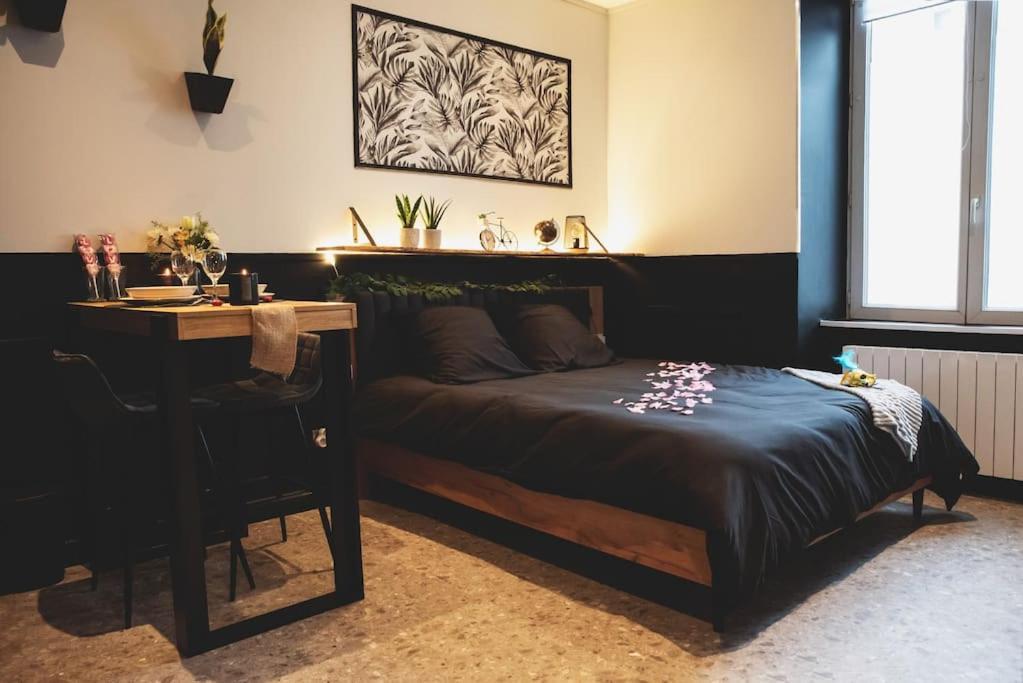 Love Room, La Douce Angevine Angers Esterno foto