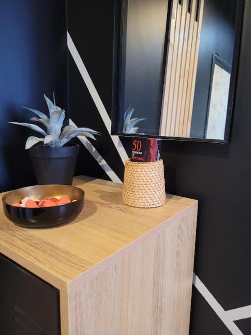 Love Room, La Douce Angevine Angers Esterno foto